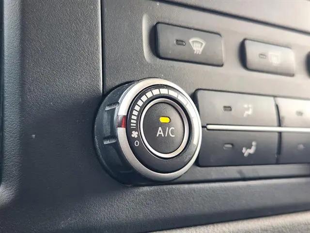 2017 Nissan 2500 SV V8