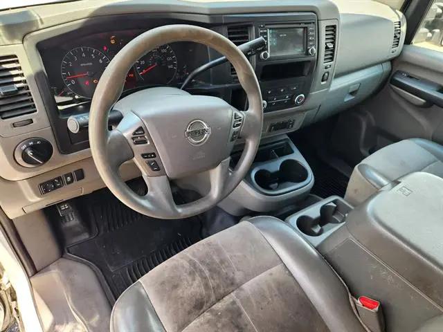 2017 Nissan 2500 SV V8