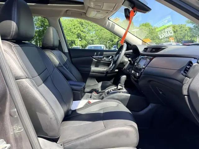 2020 Nissan Rogue SL FWD