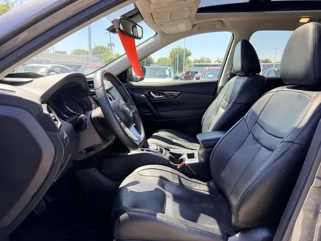 2020 Nissan Rogue SL FWD