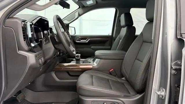 2026 Chevrolet Silverado 1500 4WD Crew Cab Short Bed LT Trail Boss