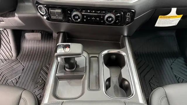 2026 Chevrolet Silverado 1500 4WD Crew Cab Short Bed LT Trail Boss