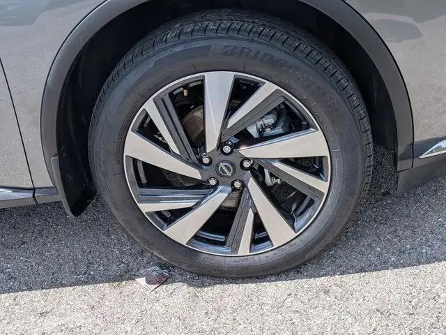 2023 Nissan Murano SL FWD