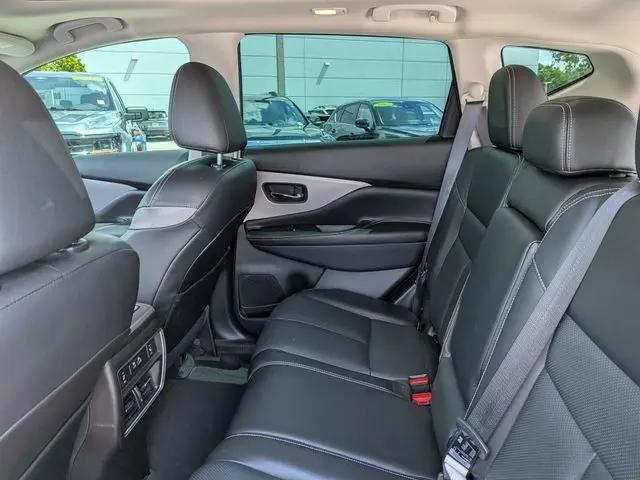 2023 Nissan Murano SL FWD