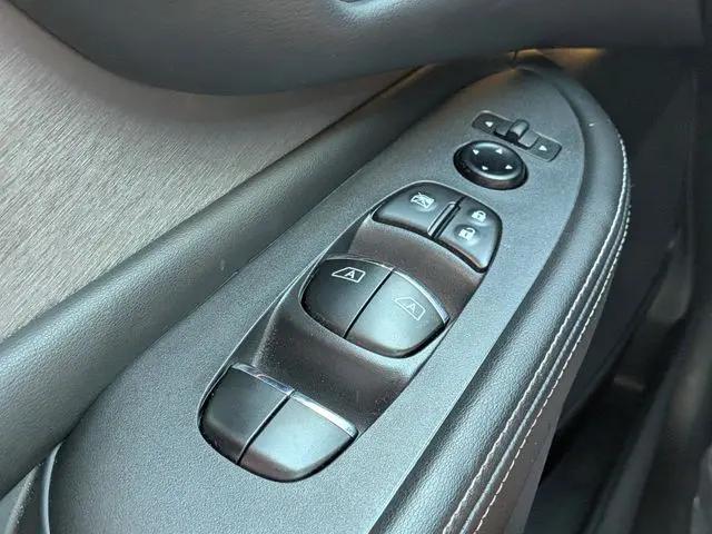 2023 Nissan Murano SL FWD