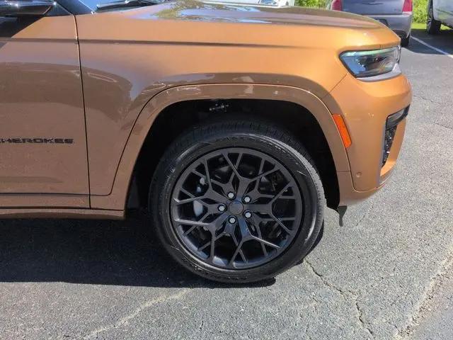 2026 Jeep Grand Cherokee L Summit 4x4