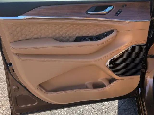 2026 Jeep Grand Cherokee L Summit 4x4