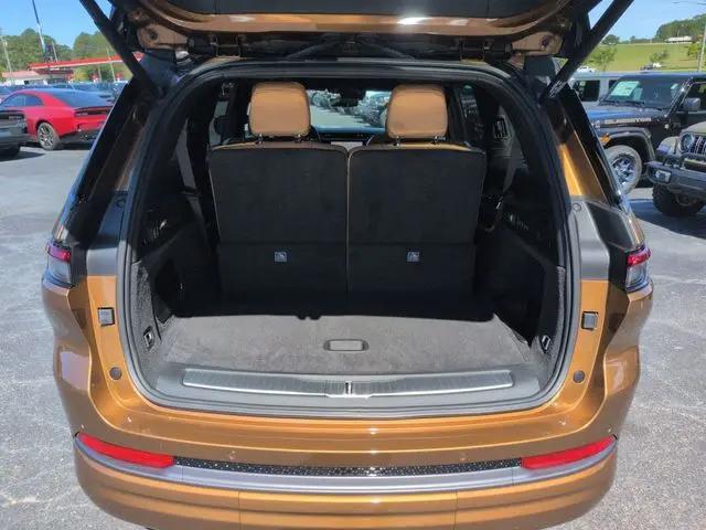 2026 Jeep Grand Cherokee L Summit 4x4