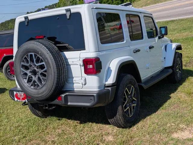 2026 Jeep Wrangler 4-Door Sahara 4x4