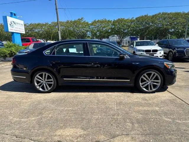 2017 Volkswagen Passat 1.8T R-Line