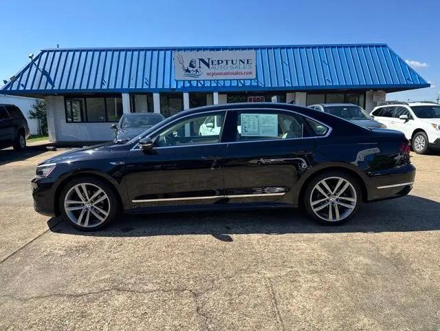 2017 Volkswagen Passat 1.8T R-Line