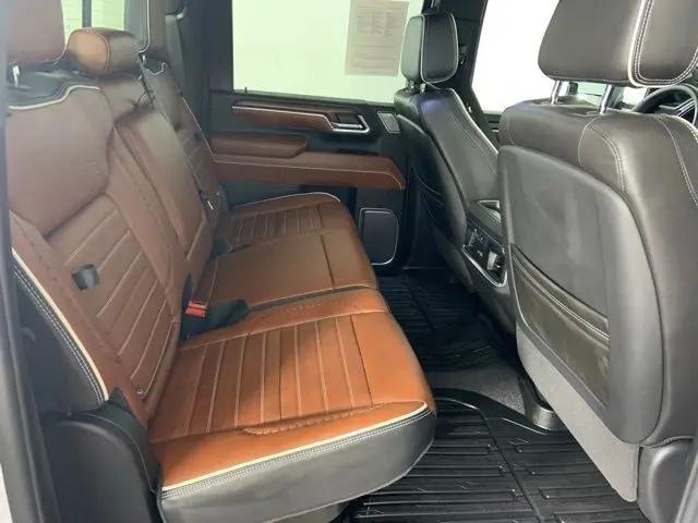 2026 GMC Sierra 3500HD Crew Cab, Long Bed, Denali Ultimate Dual Rear Wheel, 4WD