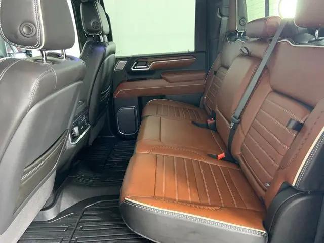 2026 GMC Sierra 3500HD Crew Cab, Long Bed, Denali Ultimate Dual Rear Wheel, 4WD