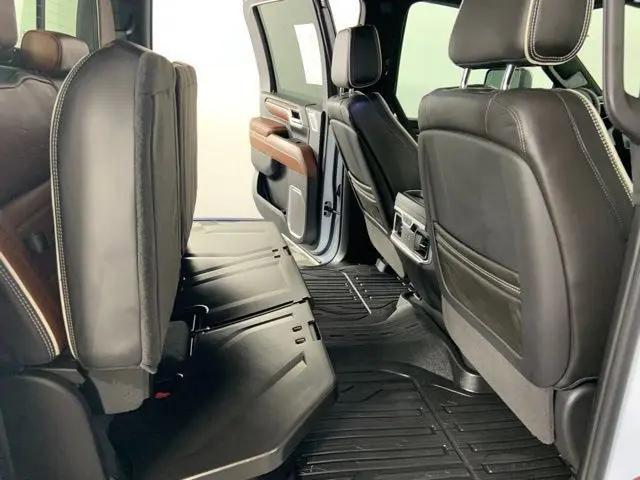 2026 GMC Sierra 3500HD Crew Cab, Long Bed, Denali Ultimate Dual Rear Wheel, 4WD