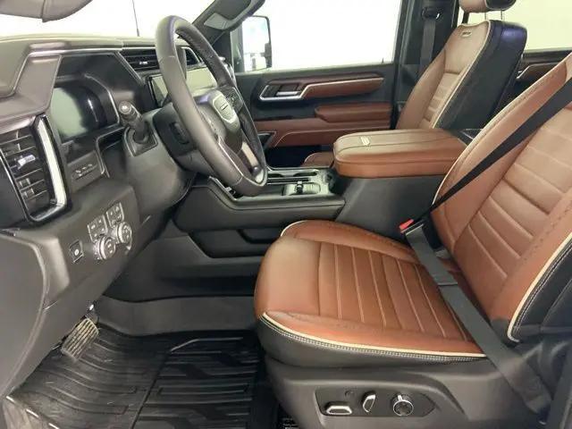 2026 GMC Sierra 3500HD Crew Cab, Long Bed, Denali Ultimate Dual Rear Wheel, 4WD