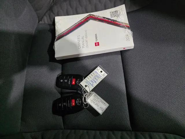 2024 Toyota Tundra SR5