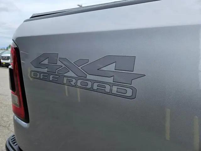 2022 Ram 1500 Big Horn Crew Cab 4x4 5'7" Box