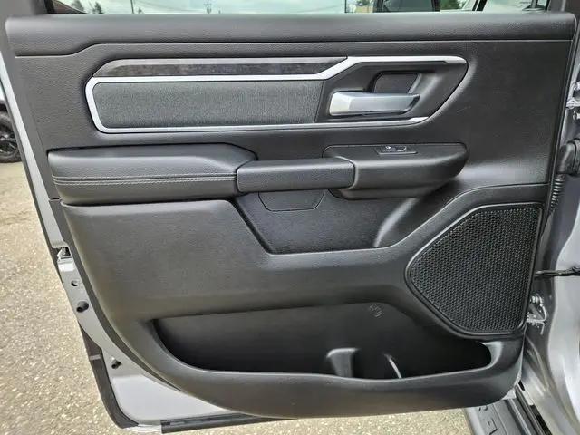 2022 Ram 1500 Big Horn Crew Cab 4x4 5'7" Box