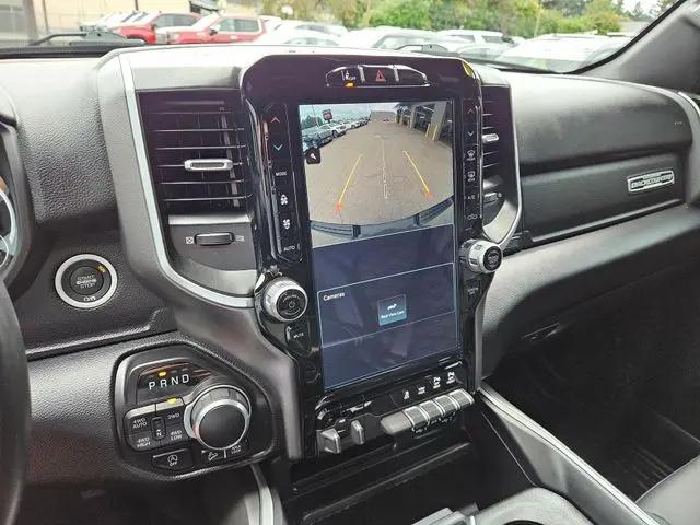 2022 Ram 1500 Big Horn Crew Cab 4x4 5'7" Box
