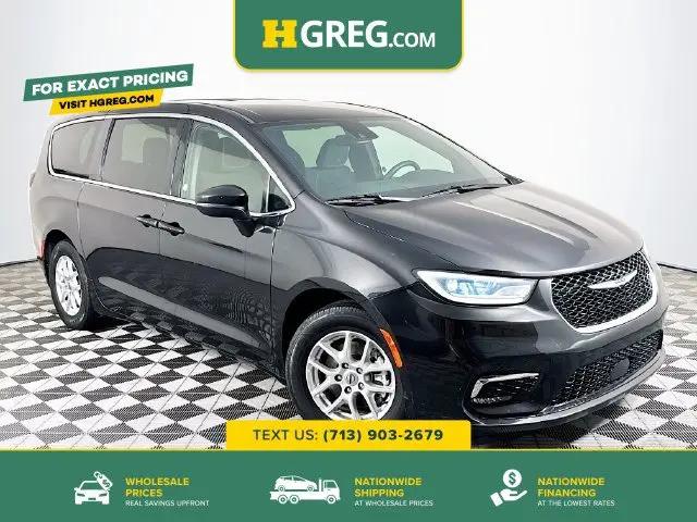 2023 Chrysler Pacifica Touring for sale in Houston, TX