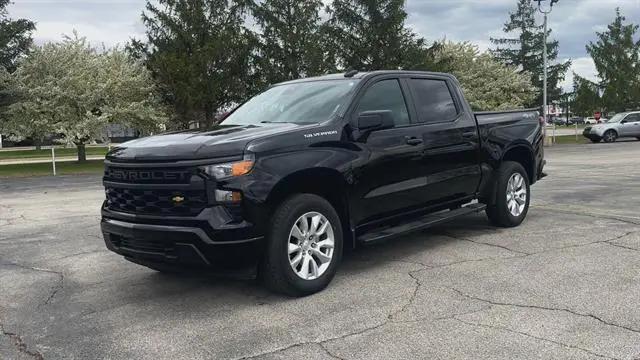 2024 Chevrolet Silverado 1500 4WD Crew Cab Short Bed Custom