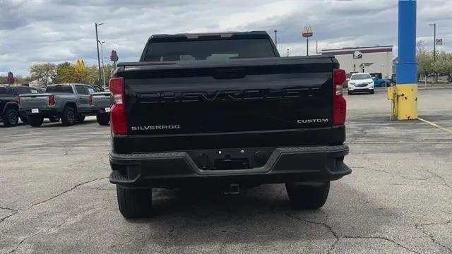 2024 Chevrolet Silverado 1500 4WD Crew Cab Short Bed Custom