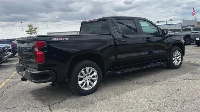 2024 Chevrolet Silverado 1500 4WD Crew Cab Short Bed Custom