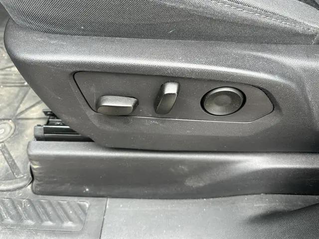 2024 Chevrolet Silverado 1500 4WD Crew Cab Short Bed Custom