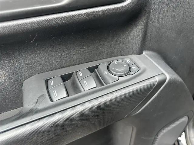 2024 Chevrolet Silverado 1500 4WD Crew Cab Short Bed Custom