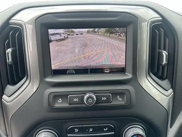 2024 Chevrolet Silverado 1500 4WD Crew Cab Short Bed Custom