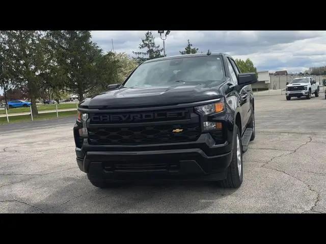 2024 Chevrolet Silverado 1500 4WD Crew Cab Short Bed Custom