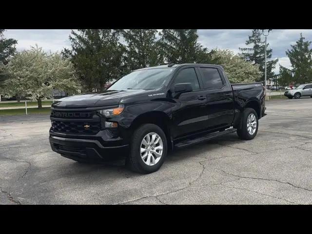 2024 Chevrolet Silverado 1500 4WD Crew Cab Short Bed Custom
