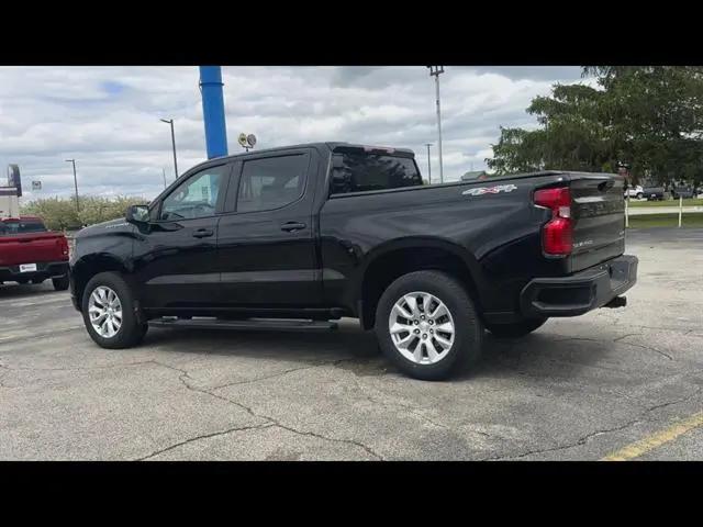 2024 Chevrolet Silverado 1500 4WD Crew Cab Short Bed Custom
