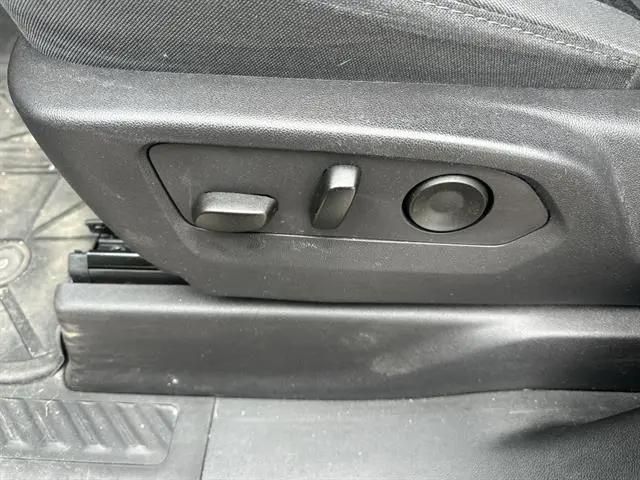 2024 Chevrolet Silverado 1500 4WD Crew Cab Short Bed Custom