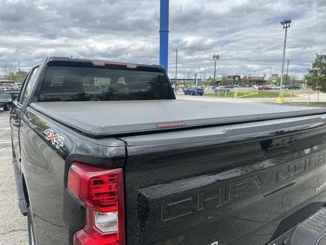 2024 Chevrolet Silverado 1500 4WD Crew Cab Short Bed Custom