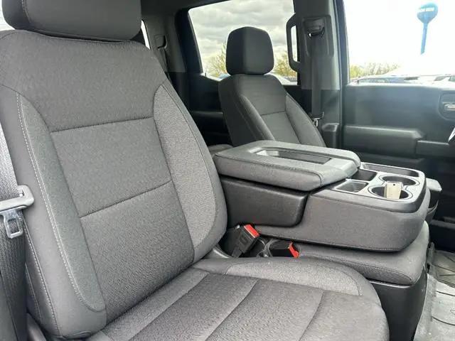 2024 Chevrolet Silverado 1500 4WD Crew Cab Short Bed Custom