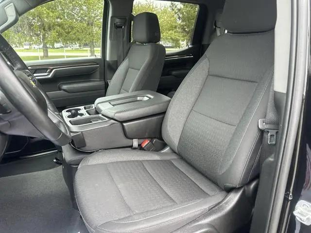 2025 Chevrolet Silverado 1500 4WD Crew Cab Standard Bed LT