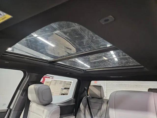 2026 Toyota Tundra Limited CrewMax 5.5' Bed