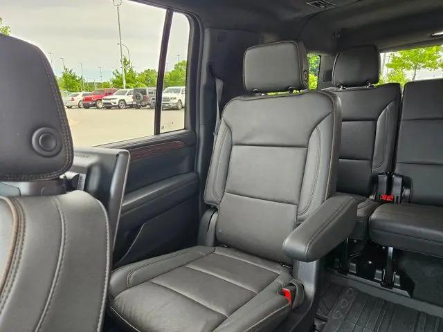 2024 Chevrolet Suburban 2WD High Country
