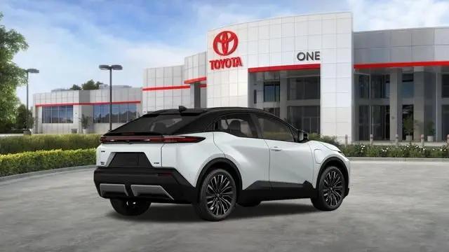 2026 Toyota C-HR XSE