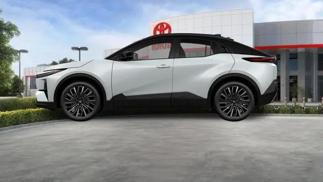 2026 Toyota C-HR XSE