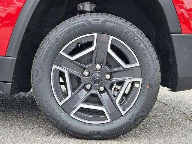 2026 Jeep Cherokee Laredo 4x4