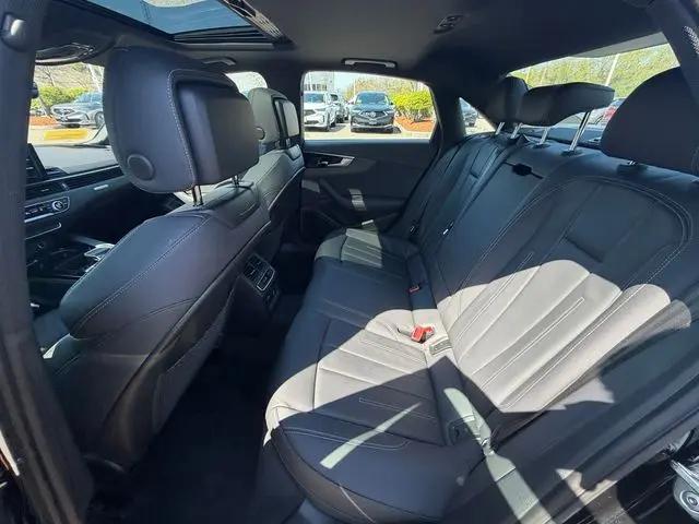 2023 Audi A4 Premium Plus 45 TFSI S line quattro S tronic