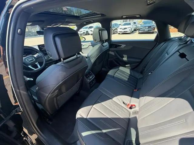 2023 Audi A4 Premium Plus 45 TFSI S line quattro S tronic