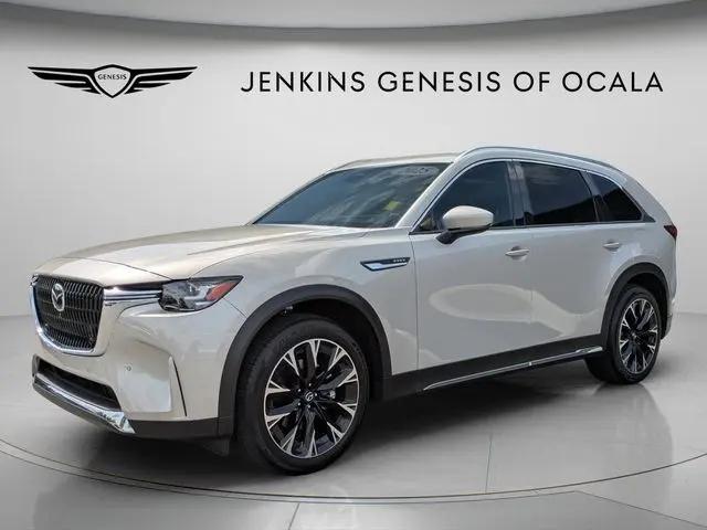 2025 Mazda X-90 Premium Plus Package