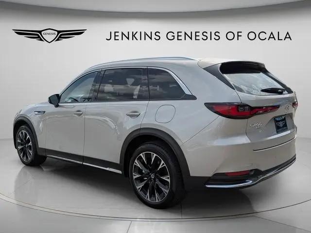 2025 Mazda X-90 Premium Plus Package
