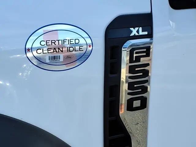 2023 Ford F-550 XL