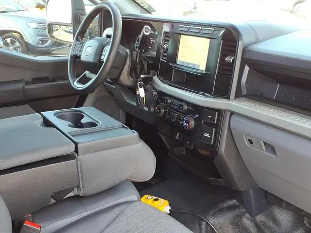2023 Ford F-550 XL