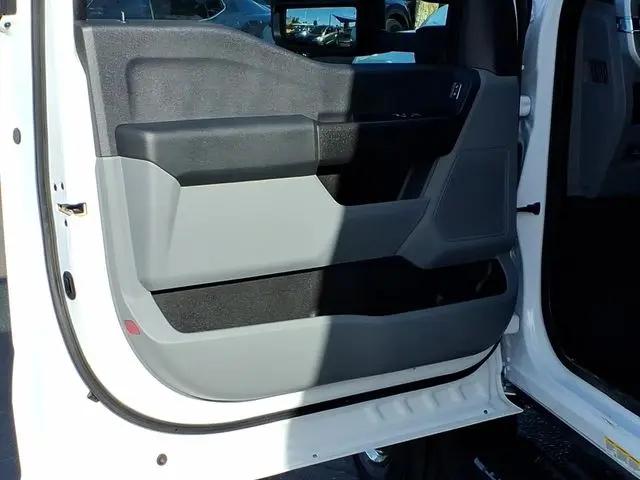 2023 Ford F-550 XL