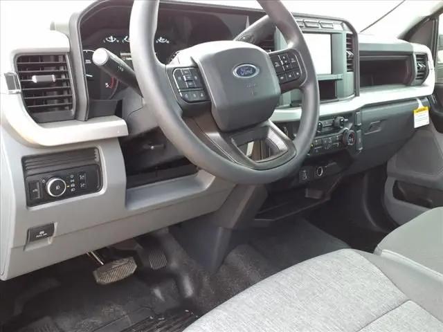 2024 Ford F-550 XL